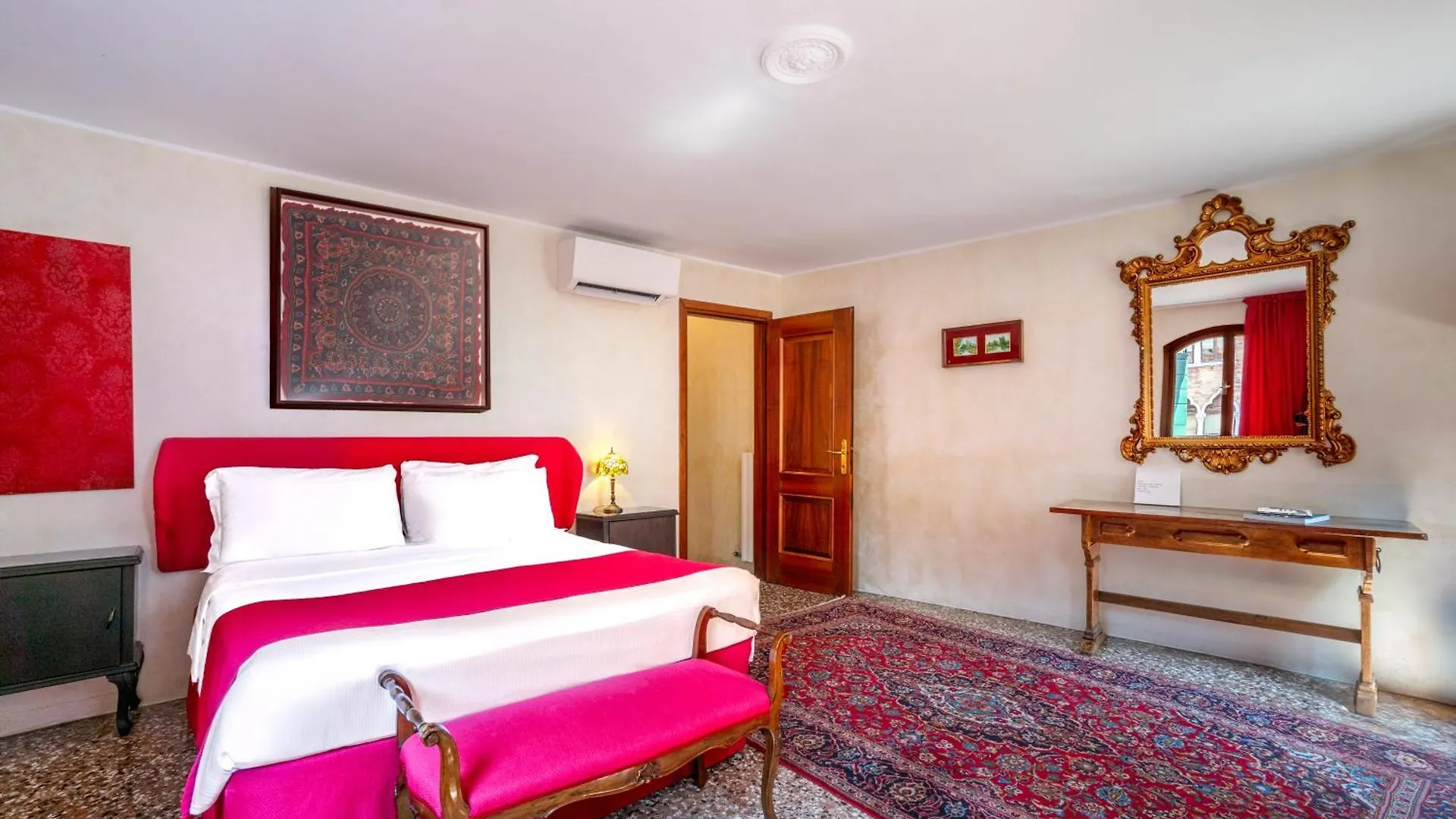 Palazzo San Luca Hotell Venedig Italien